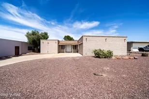 8537 E Pine Valley Dr, Tucson, AZ 85710 - Photo 20