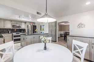 7330 N Michelle Pl, Tucson, AZ 85704 - Photo 16