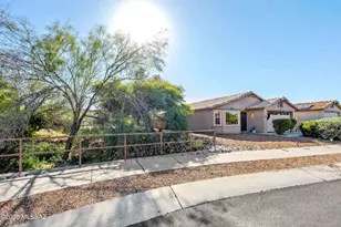 9278 E Calle Arroyo Rapido, Tucson, AZ 85710 - Photo 2