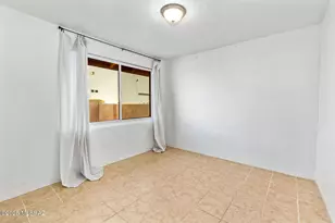 933 N Columbus Blvd, Tucson, AZ 85711 - Photo 16