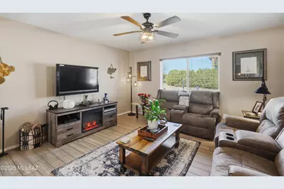 42 E La Grosella, Green Valley, AZ 85614 - Photo 4