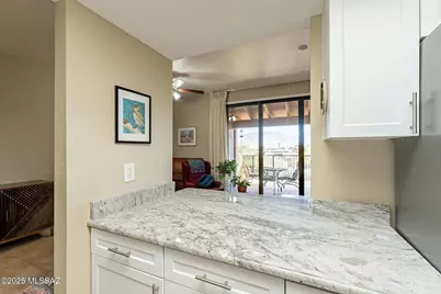 1393 W Desert Hills Drive, Green Valley, AZ 85622 - Photo 10