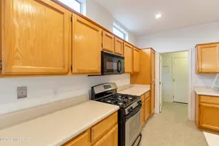 2065 E Bighorn Mountain Dr, Oro Valley, AZ 85755 - Photo 20