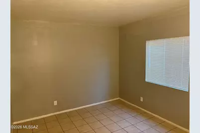 2327 N Dodge Boulevard, Tucson, AZ 85716 - Photo 6