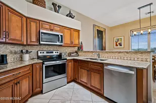 5271 N Canyon Rise Pl, Tucson, AZ 85749 - Photo 4