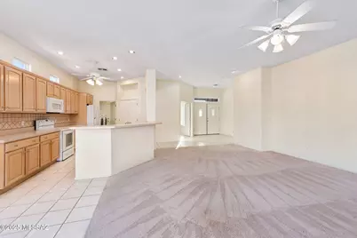13122 N Rivercane Loop, Marana, AZ 85658 - Photo 8