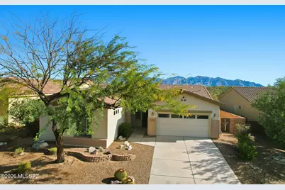 13066 N Kenosha Bluff Drive, Marana, AZ 85658 - Photo 2