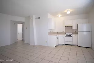 2462 N Balboa Ave, Tucson, AZ 85705 - Photo 4