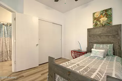 7956 N Panamint Drive, Tucson, AZ 85743 - Photo 18