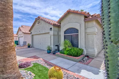 7956 N Panamint Drive, Tucson, AZ 85743 - Photo 6