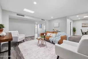 230 E Paseo De Golf, Green Valley, AZ 85614 - Photo 8