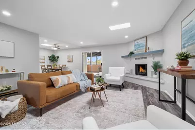 230 E Paseo De Golf, Green Valley, AZ 85614 - Photo 2