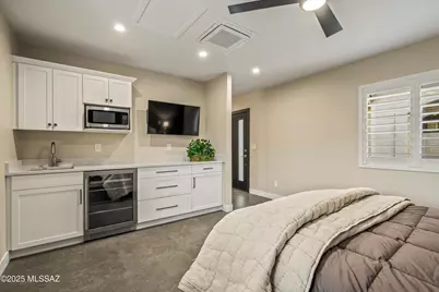 65221 E Diamond Ridge Court, Tucson, AZ 85739 - Photo 14