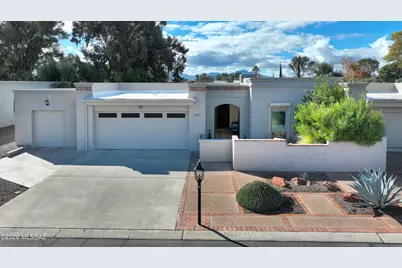 2775 W Casas Circle, Tucson, AZ 85742 - Photo 1