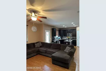 686 W Calle Canto Sereno, Sahuarita, AZ 85629 - Photo 2