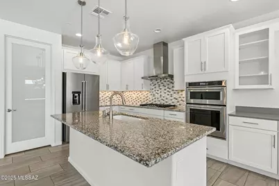 10198 E Boulder Hop Trail, Tucson, AZ 85747 - Photo 14