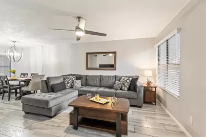 5800 N Kolb Road #1104, Tucson, AZ 85750 - Photo 8