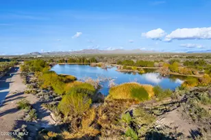 10202 N Turquoise Moon Way, Tucson, AZ 85743 - Photo 2