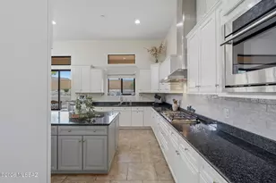 1220 W Calabria Ct, Oro Valley, AZ 85755 - Photo 16