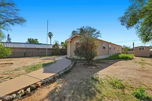 2211 W Wetmore Rd, Tucson, AZ 85705 - Photo 2