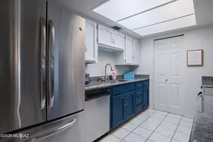 1200 E River Rd, Tucson, AZ 85718 - Photo 16