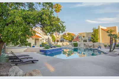 1200 E River Road #B27, Tucson, AZ 85718 - Photo 4