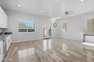 173 E Stone Ct, Tucson, AZ 85705 - Photo 6