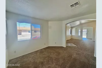 9011 E Weyburn Drive, Tucson, AZ 85730 - Photo 10