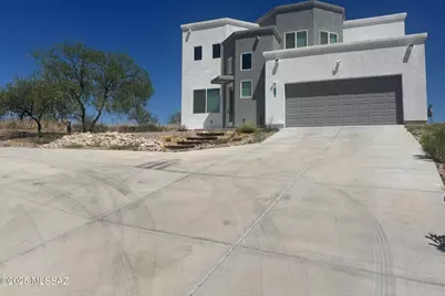 1110 N Cherokee Avenue, Nogales, AZ 85621 - Photo 1