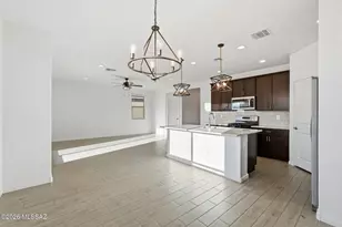 4722 E Julian Wash Dr, Tucson, AZ 85706 - Photo 2