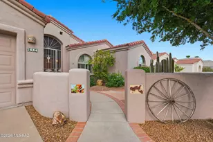 2664 S Fade Dr, Green Valley, AZ 85614 - Photo 4