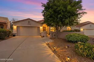 2664 S Fade Dr, Green Valley, AZ 85614 - Photo 2