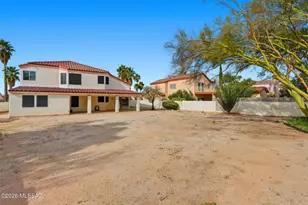 9840 N High Meadow Trail, Tucson, AZ 85742 - Photo 2
