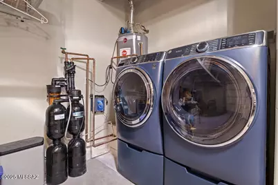 518 W Parkwood Court, Green Valley, AZ 85614 - Photo 10