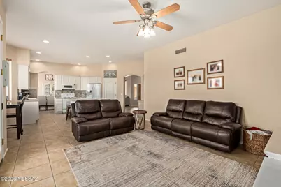 11962 N Crescendo Drive, Tucson, AZ 85737 - Photo 12
