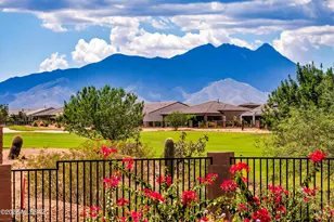 2460 E Copper Vly Wy, Green Valley, AZ 85614 - Photo 2