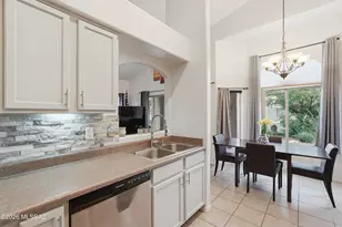 12103 N Kylene Canyon Dr, Oro Valley, AZ 85755 - Photo 6