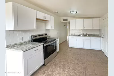 4922 E Lee Street, Tucson, AZ 85712 - Photo 2