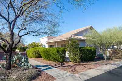 1499 W Carmel Pointe Drive, Oro Valley, AZ 85737 - Photo 8