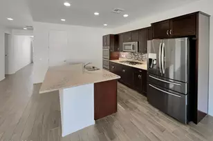 11104 W Dawnlight Dr, Marana, AZ 85653 - Photo 2