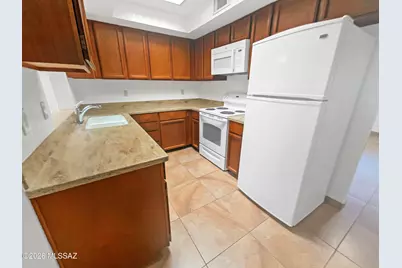 2016 S San Vincent Drive, Green Valley, AZ 85614 - Photo 2