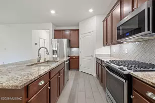 8642 N Genoa Ct, Tucson, AZ 85742 - Photo 6