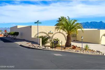 841 W La Calandria, Green Valley, AZ 85622 - Photo 1