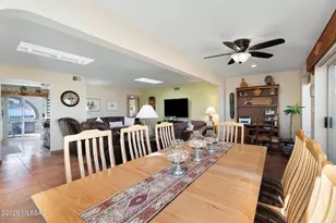 841 W la Calandria, Green Valley, AZ 85622 - Photo 8