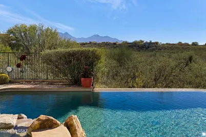 832 E Vault Mine Court, Green Valley, AZ 85614 - Photo 2