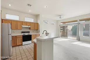 908 E Sedona Pl, Oro Valley, AZ 85755 - Photo 12