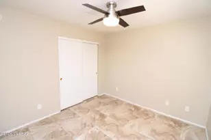 7736 N Sun Flair Dr, Tucson, AZ 85741 - Photo 10