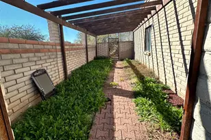 7525 S Avenida De Belleza, Tucson, AZ 85747 - Photo 8