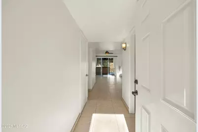 5521 N Arroyo Grande Drive, Tucson, AZ 85718 - Photo 4