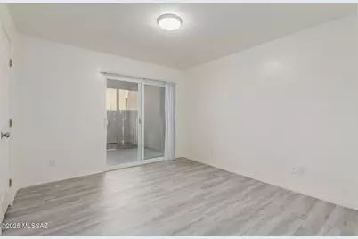 1620 N Wilmot Road #UNIT E147, Tucson, AZ 85712 - Photo 14
